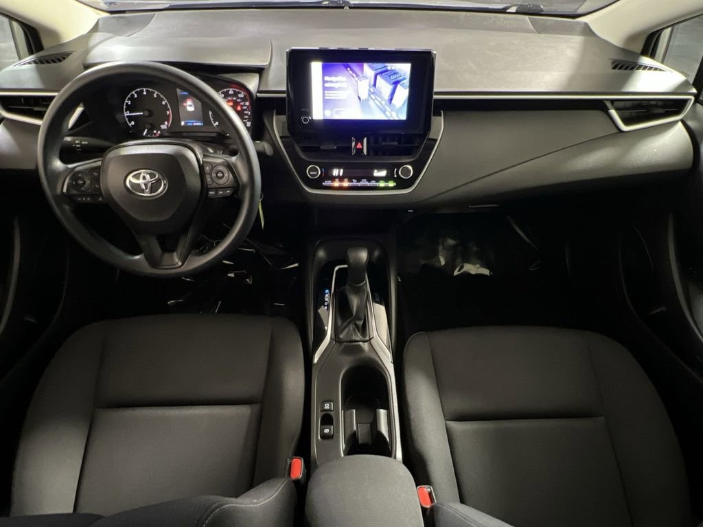 Used 2024 Toyota Corolla LE image 21
