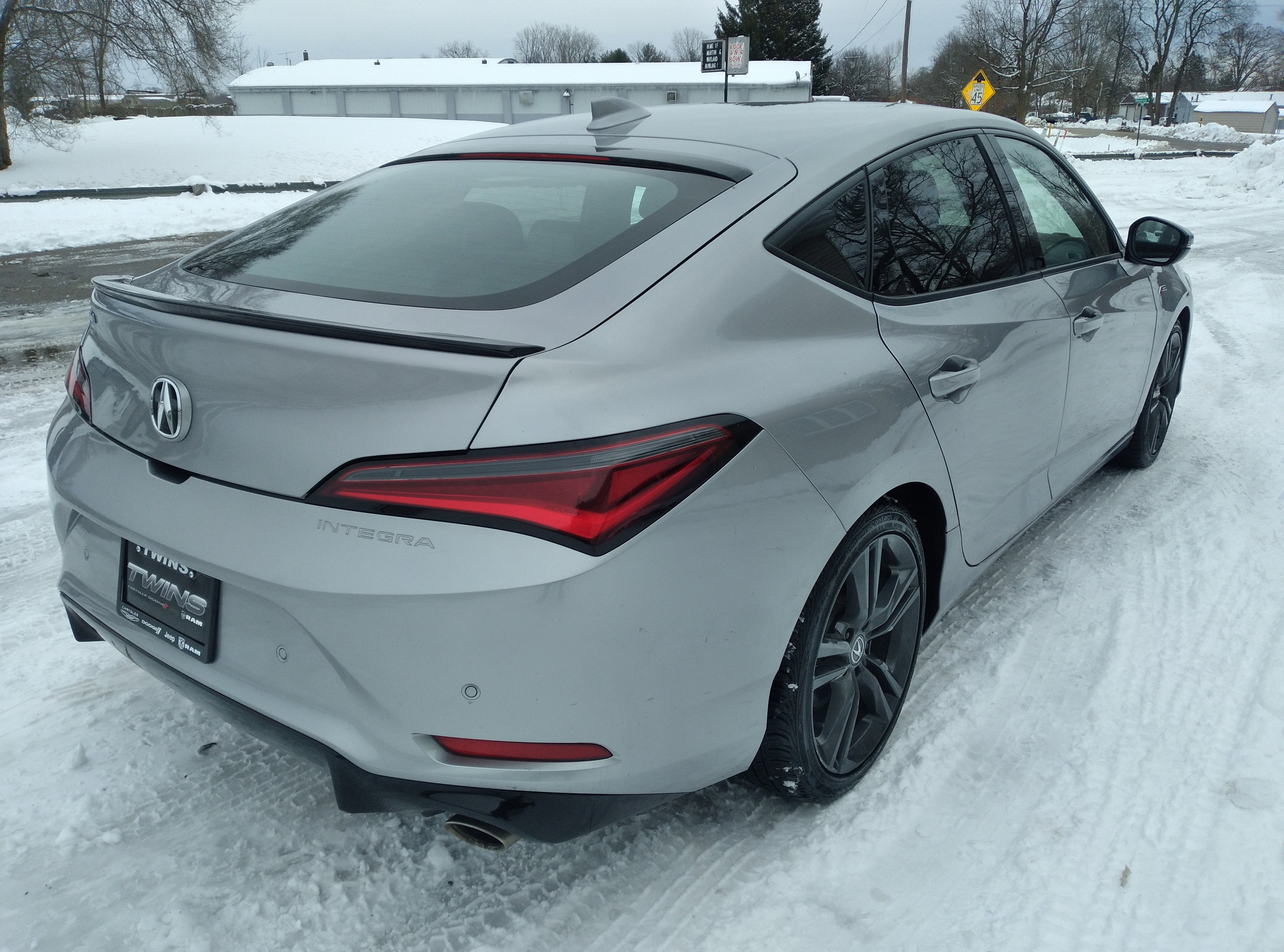 Used 2023 Acura Integra A-Spec image 3