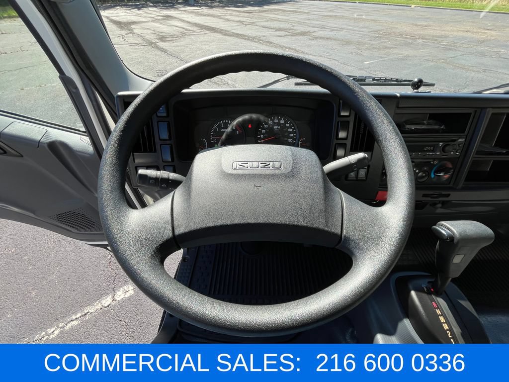 Used 2024 Isuzu NPR RWD image 20