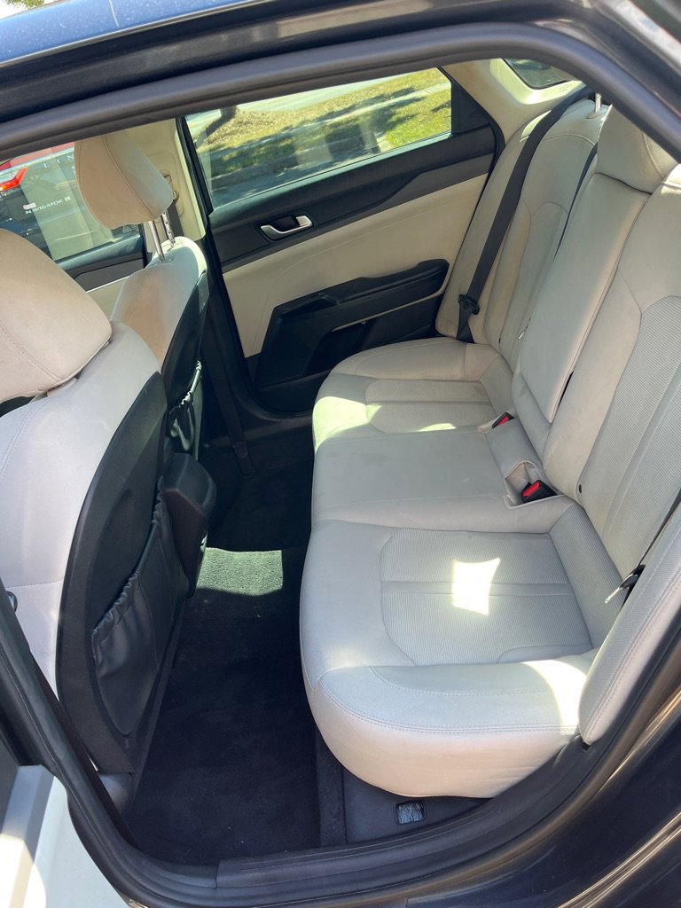 Used 2022 Kia K5 LXS image 7
