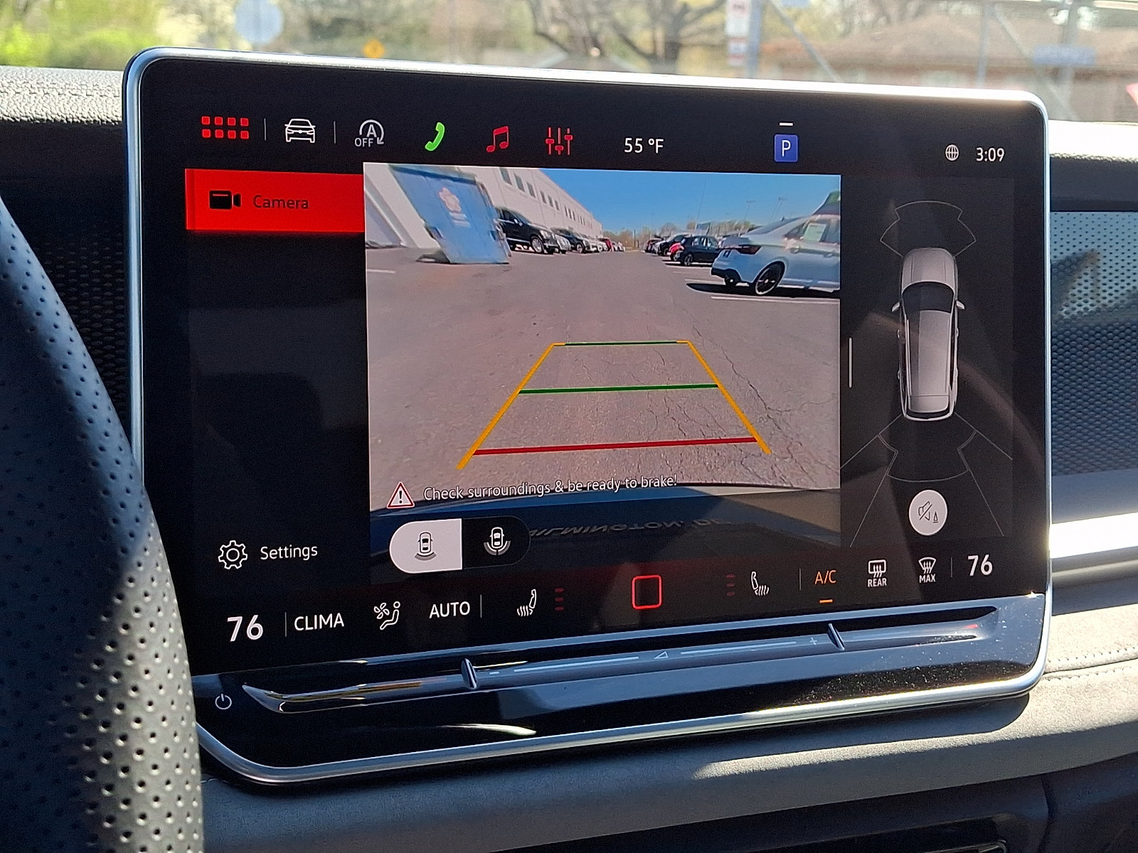 New 2026 Volkswagen Tiguan SE R-Line AWD/4WD image 13