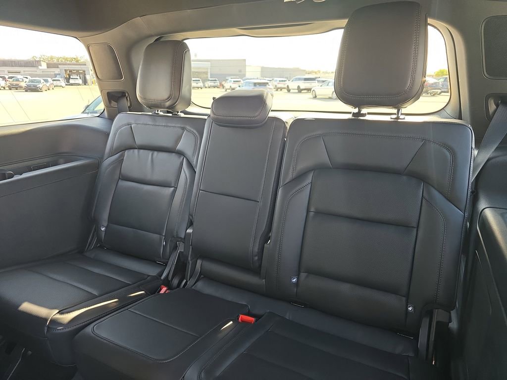 New 2026 Lincoln Navigator Reserve image 11