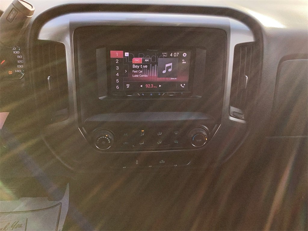 Used 2015 Chevrolet Silverado 2500 LT image 18