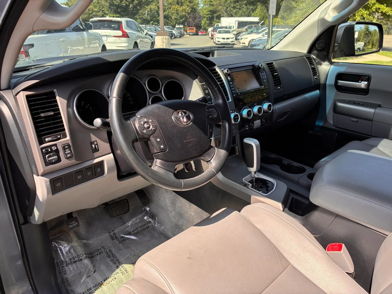Used 2010 Toyota Sequoia Limited AWD/4WD image 12