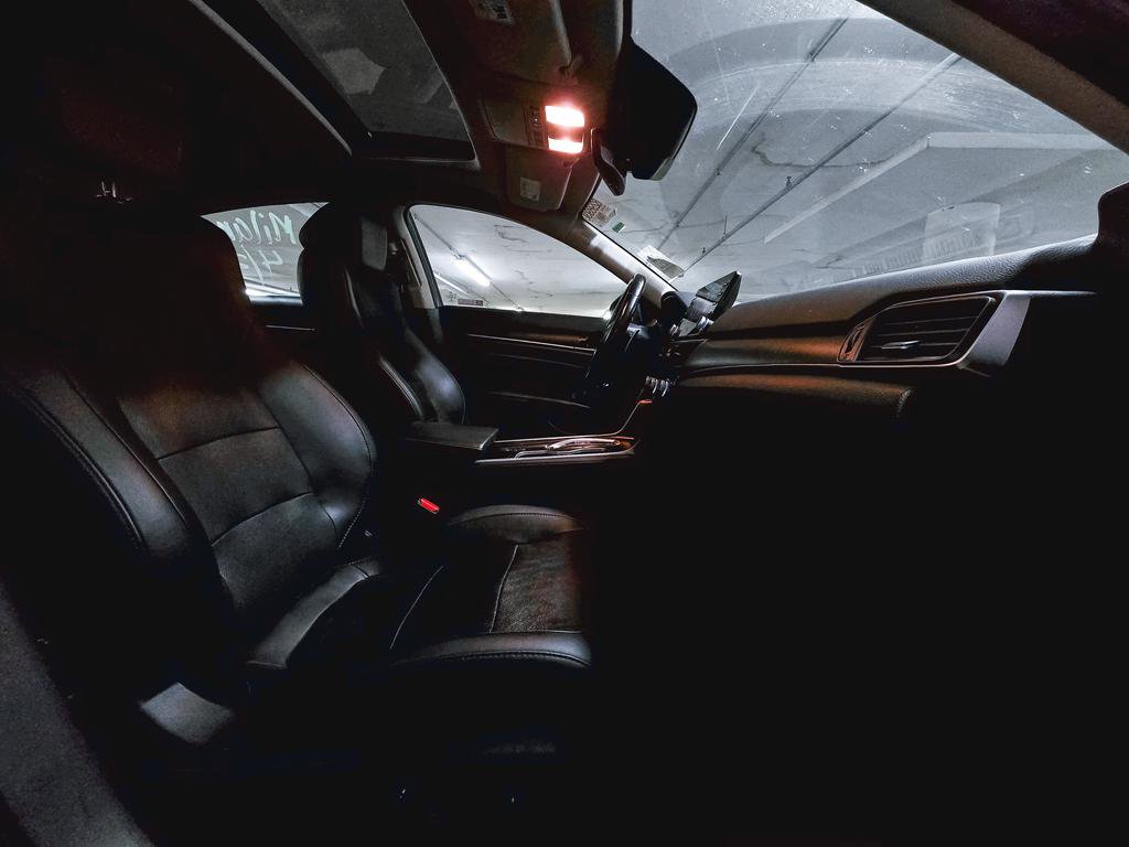 Used 2021 Honda Accord Touring image 33