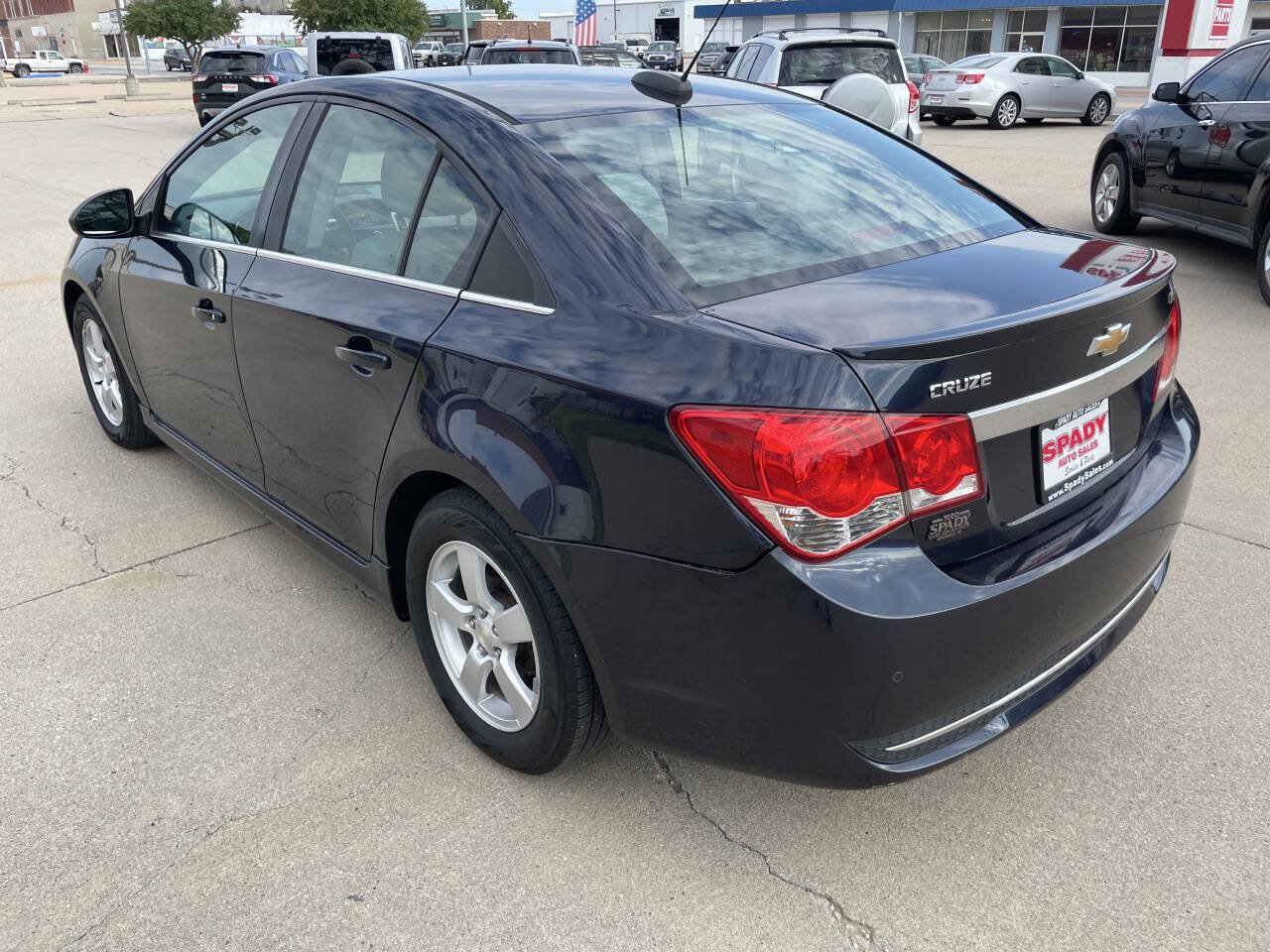 Used 2015 Chevrolet Cruze LT w/ Sun And Sound Package FWD image 3