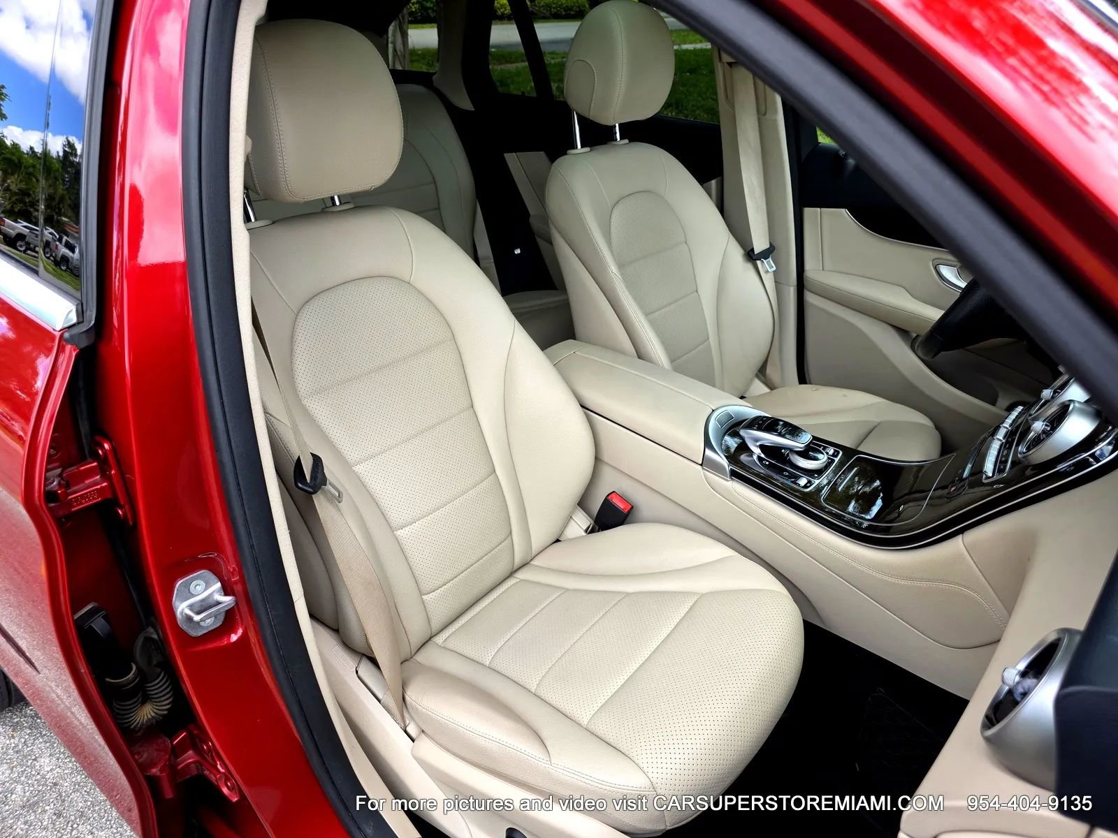 Used 2016 Mercedes-Benz GLC 300 w/ Multimedia Package image 43