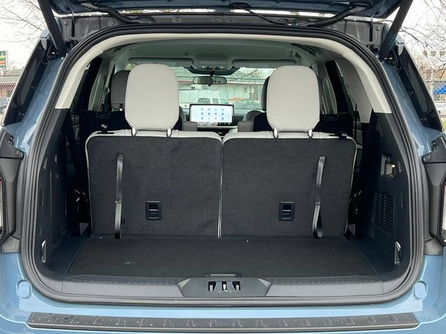 New 2026 Ford Explorer Active w/ Active Comfort Package AWD/4WD image 34