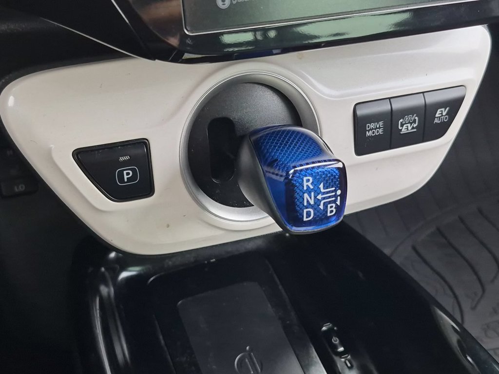 Used 2017 Toyota Prius Prime Advanced w/ Carpet Mat Package FWD image 16