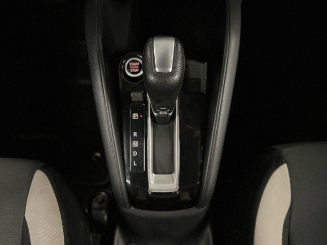 Used 2021 Nissan Versa SV image 28