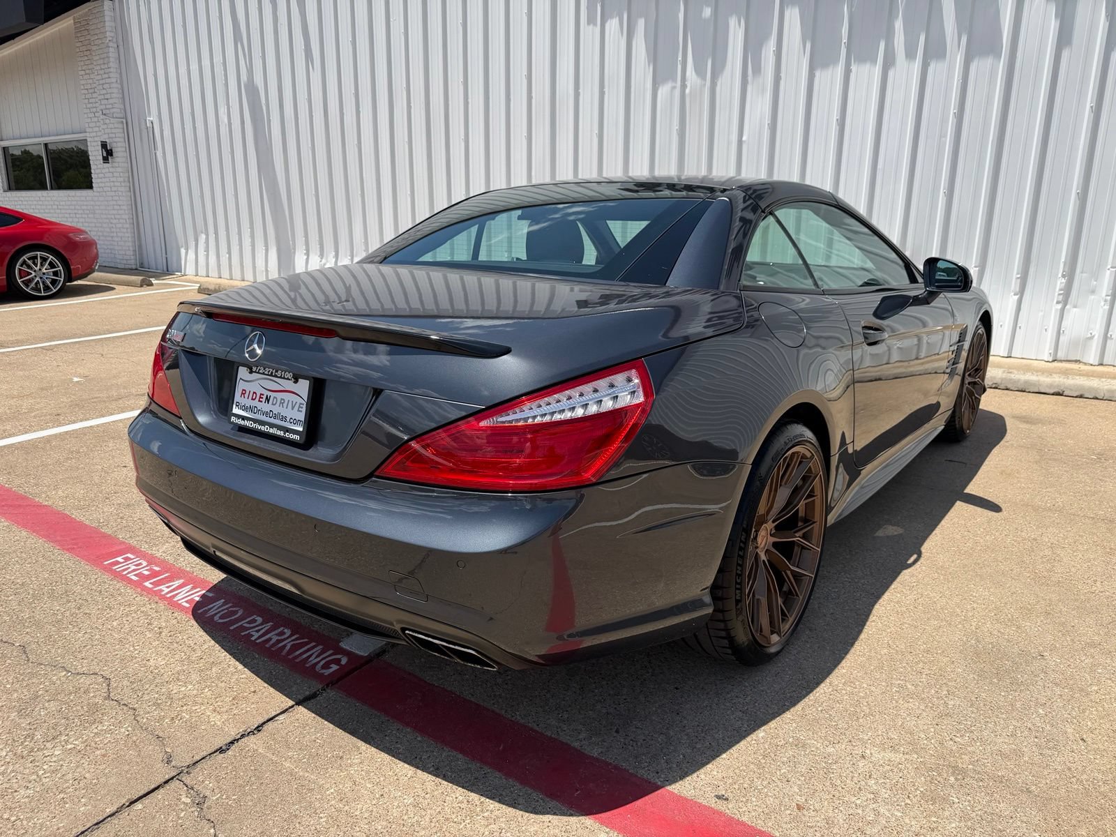 Used 2013 Mercedes-Benz SL 550 image 7