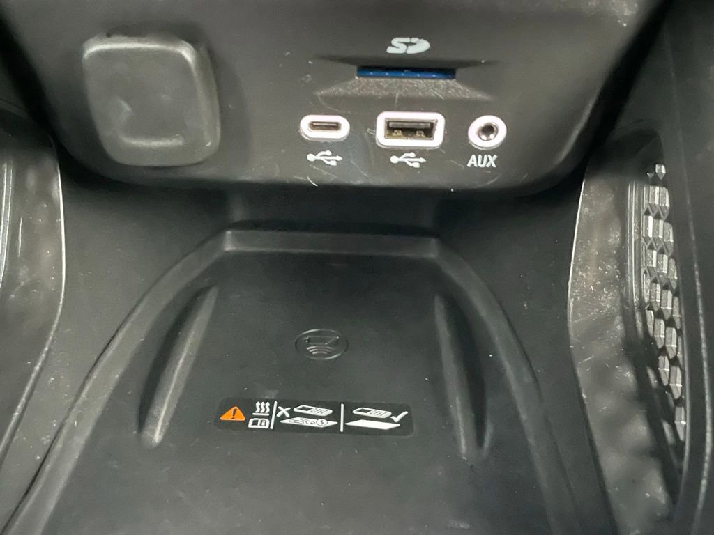 Used 2021 Chevrolet TrailBlazer ACTIV w/ Technology Package AWD/4WD image 30