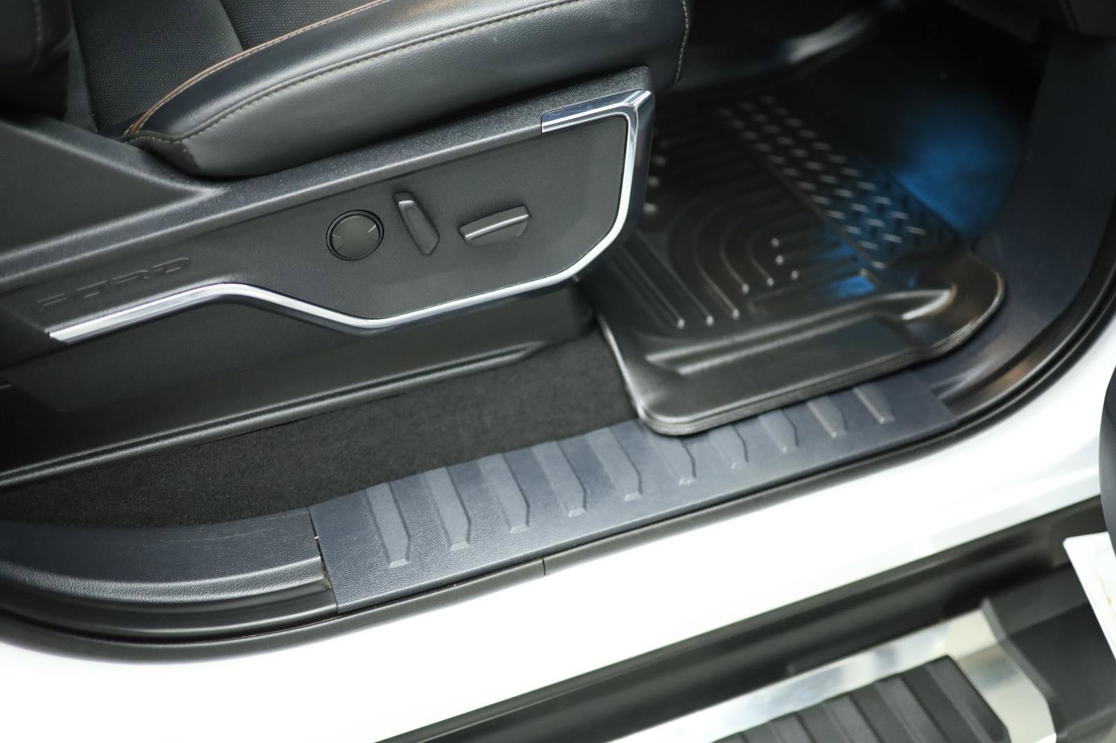 Used 2023 Ford F350 Lariat image 66