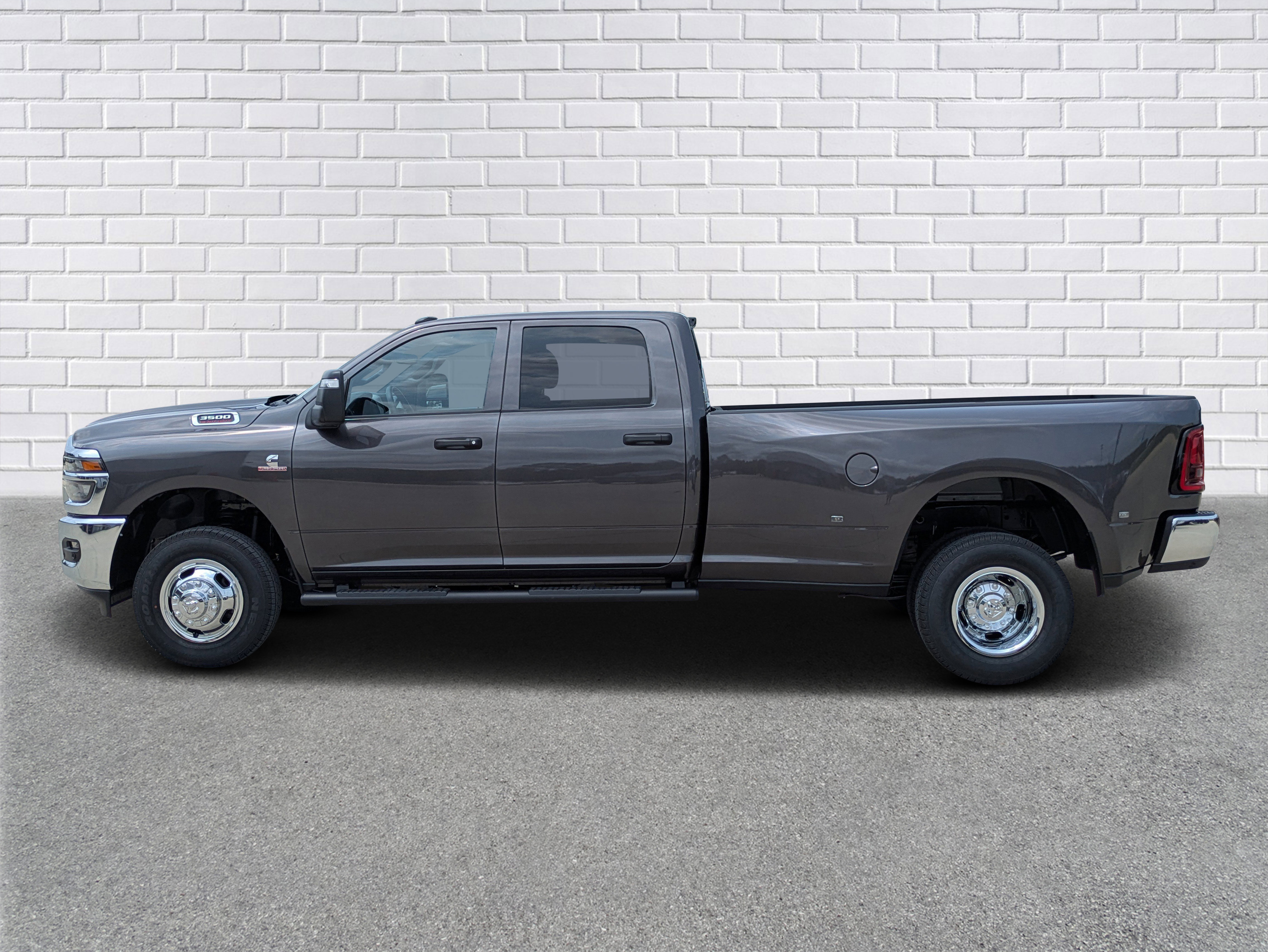 New 2026 RAM 3500 Tradesman AWD/4WD image 2