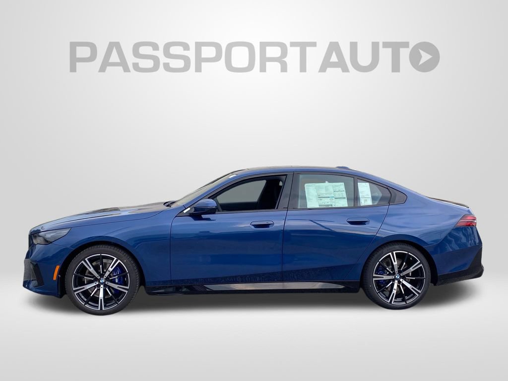 New 2027 BMW 530i xDrive w/ M Sport Package AWD/4WD image 2