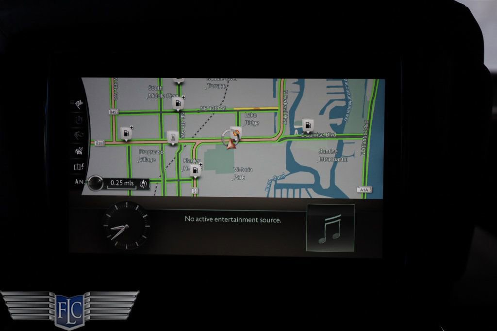 Used 2022 Rolls-Royce Phantom Sedan image 27