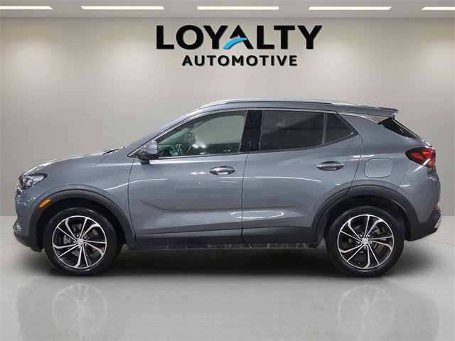 Used 2021 Buick Encore GX Essence w/ Advanced Technology Package image 2