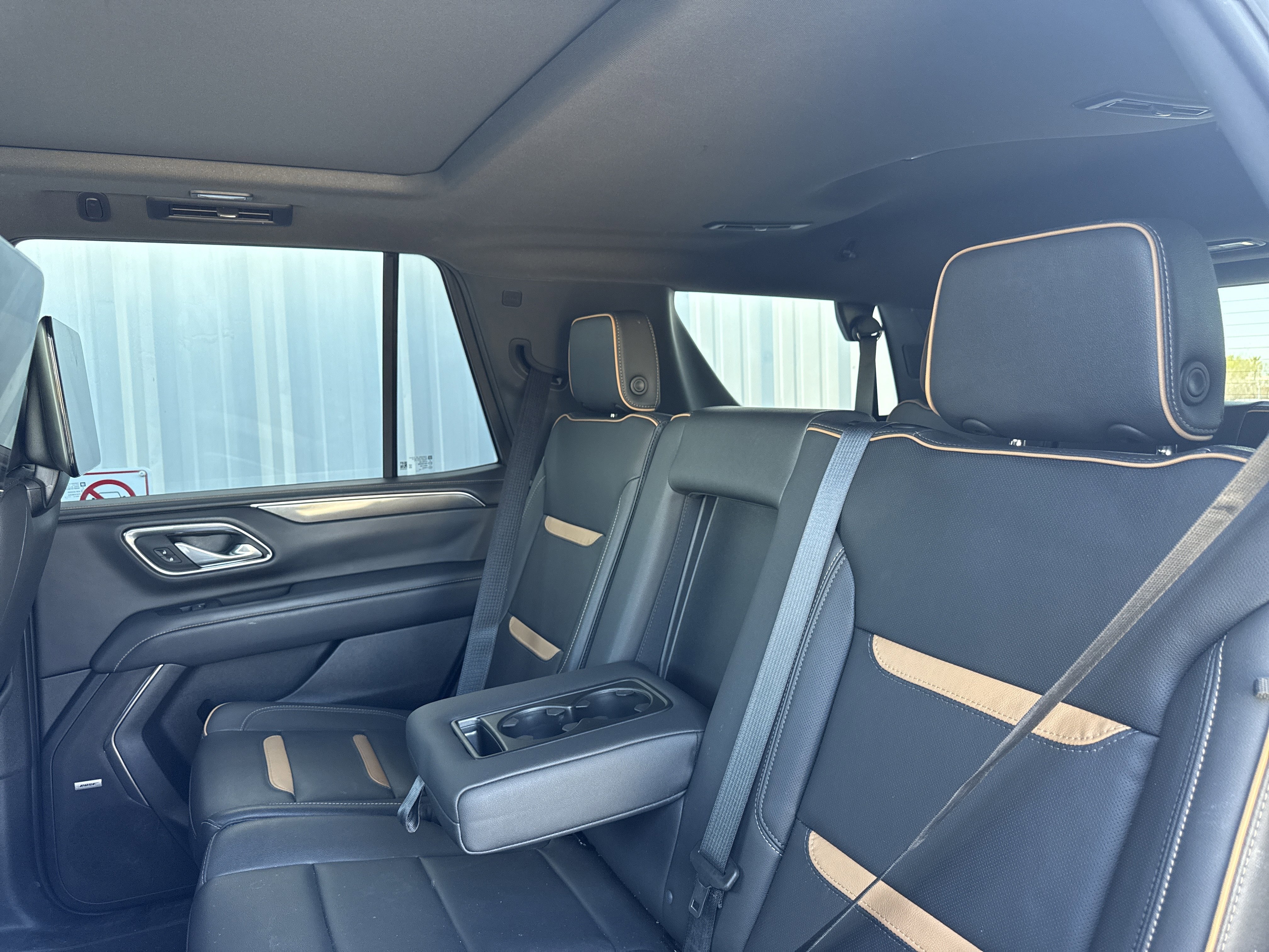 Used 2024 GMC Yukon AT4 w/ AT4 Premium Plus Package image 31