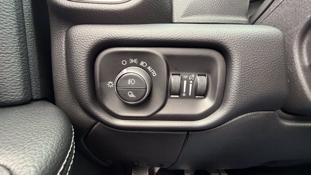 New 2026 RAM 3500 Laramie w/ Night Edition AWD/4WD image 29