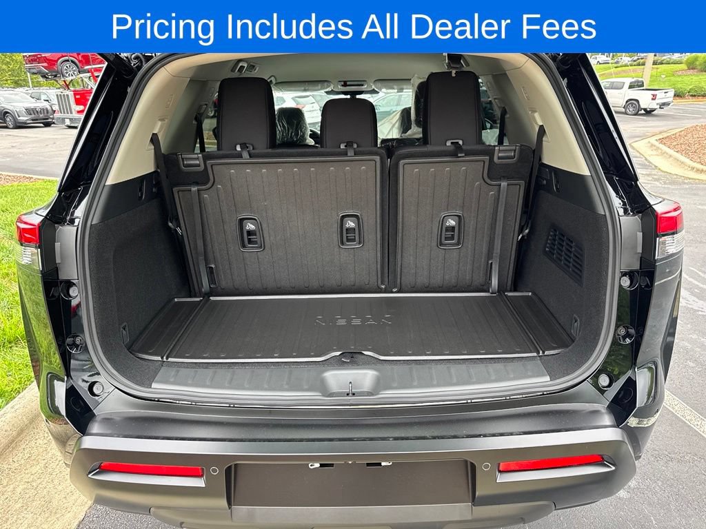 New 2026 Nissan Pathfinder SV w/ Cargo Package FWD image 18