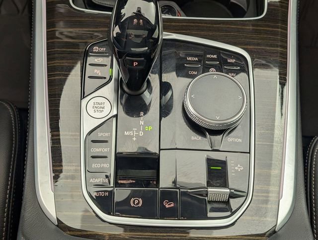 Used 2021 BMW X5 xDrive40i w/ M Sport Package image 25