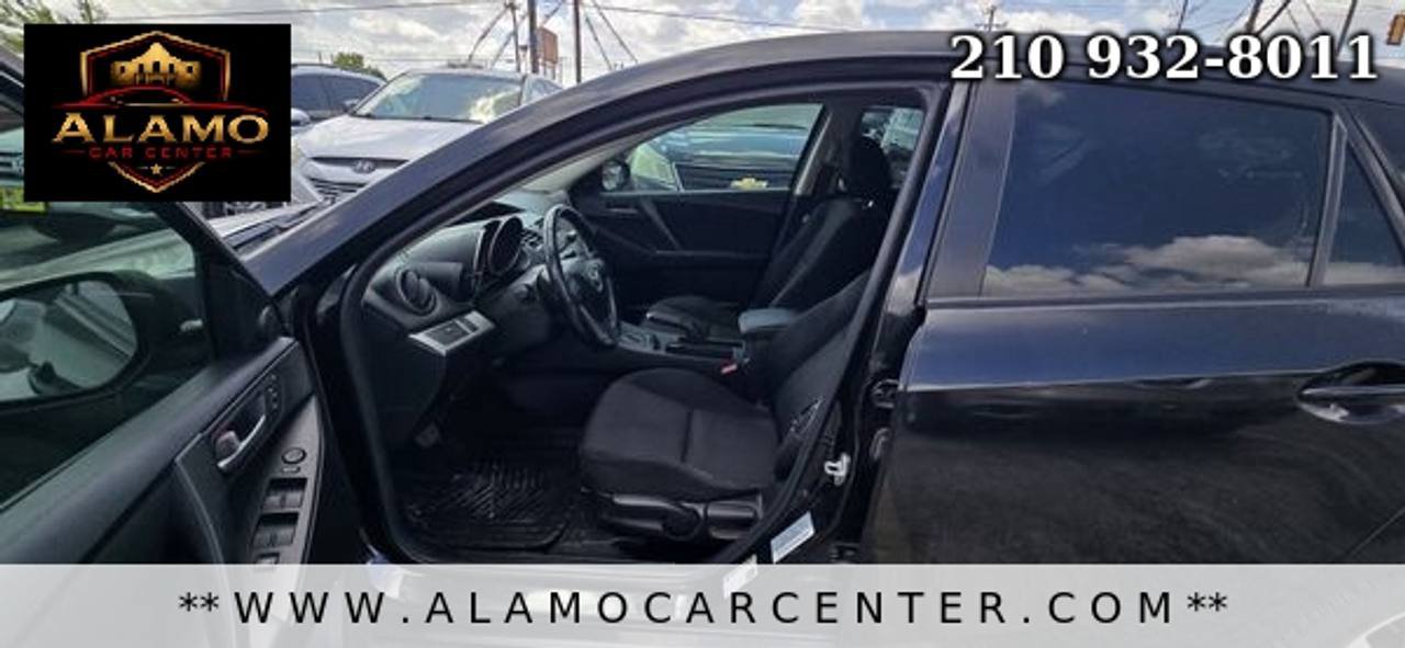 Used 2012 MAZDA MAZDA3 i Touring FWD image 31