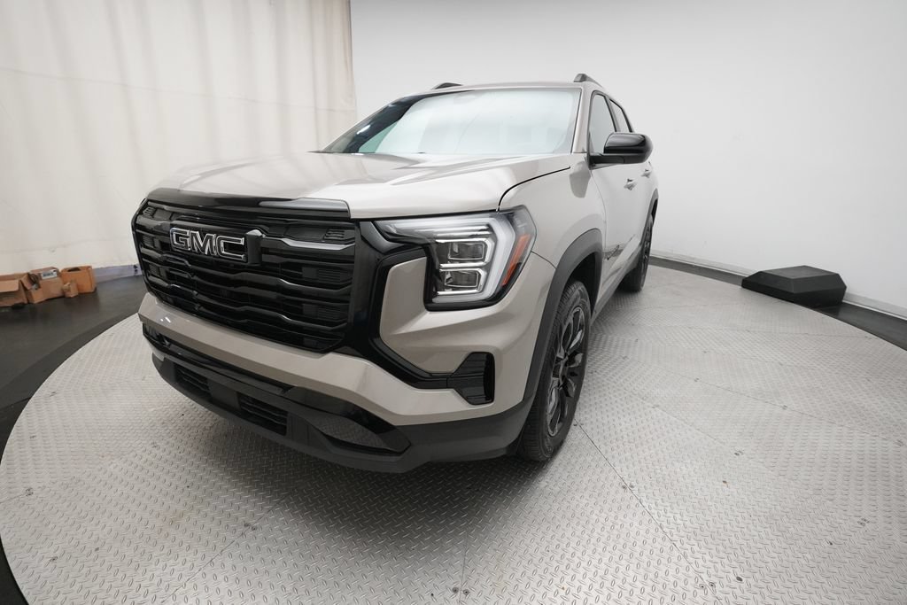 Used 2026 GMC Terrain Elevation w/ Elevation Premium Package AWD/4WD image 12