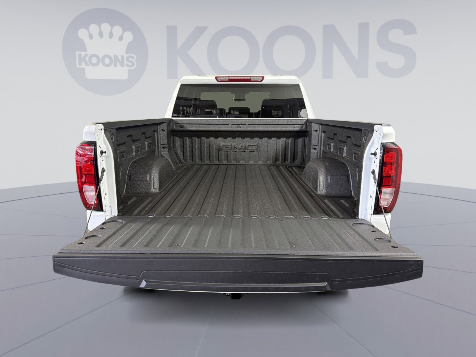 New 2026 GMC Sierra 1500 SLE image 26