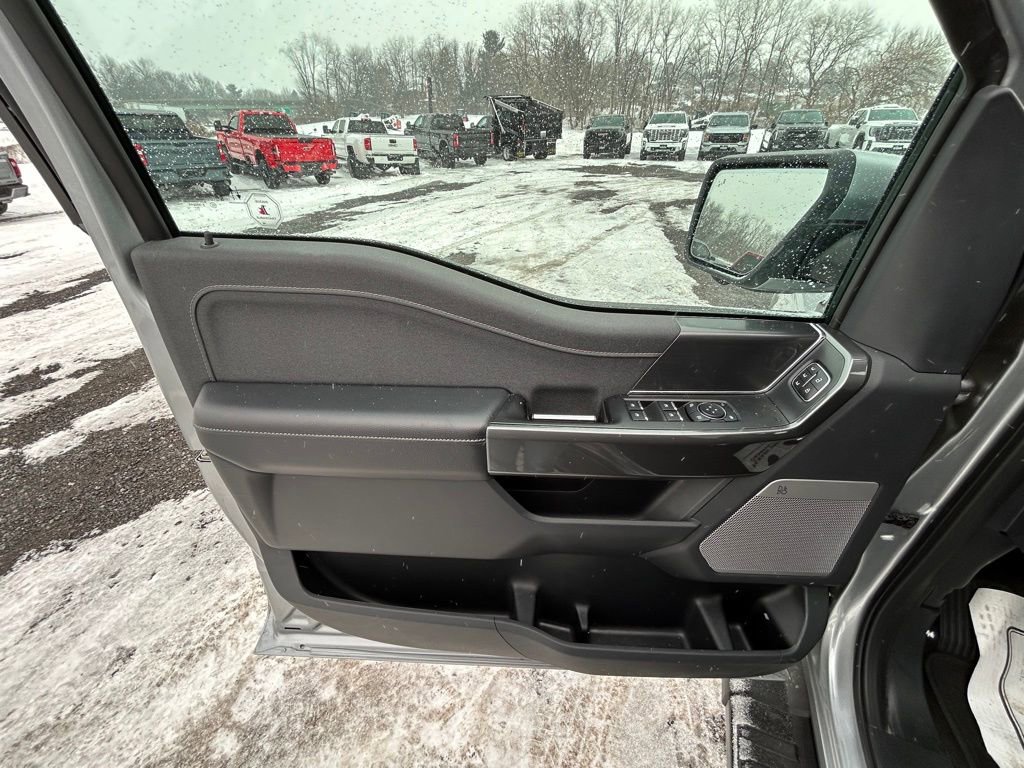 Used 2023 Ford F150 Lariat w/ Equipment Group 502A High image 9