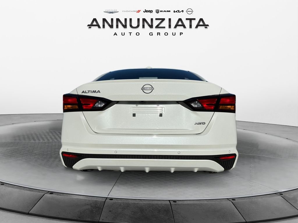 New 2025 Nissan Altima 2.5 SV AWD/4WD image 4