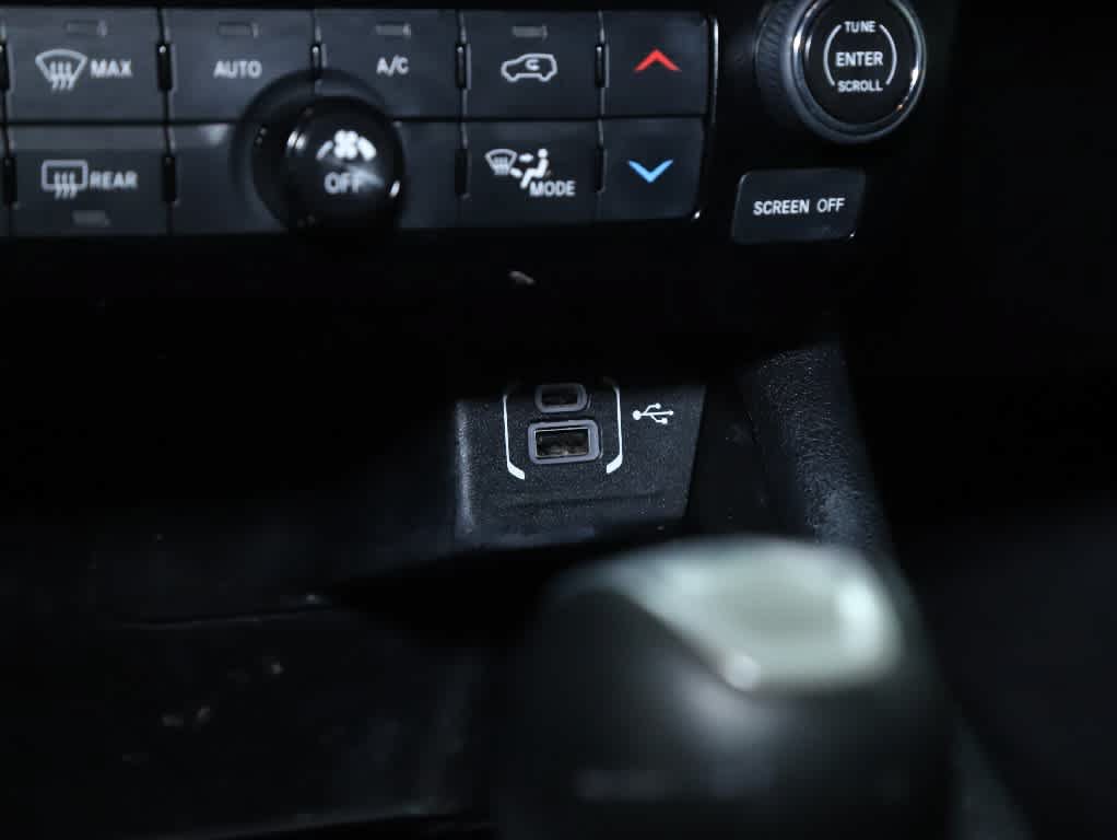 Used 2023 Jeep Compass Limited w/ Elite Group AWD/4WD image 27