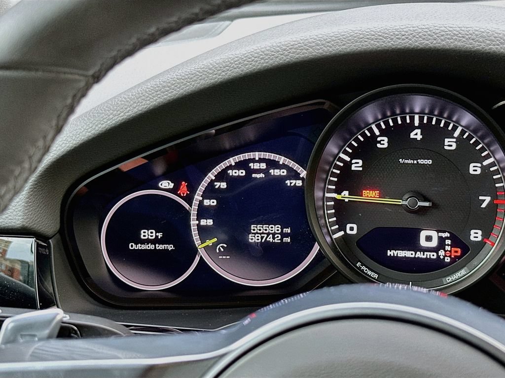 Certified 2020 Porsche Cayenne E-Hybrid AWD/4WD image 13