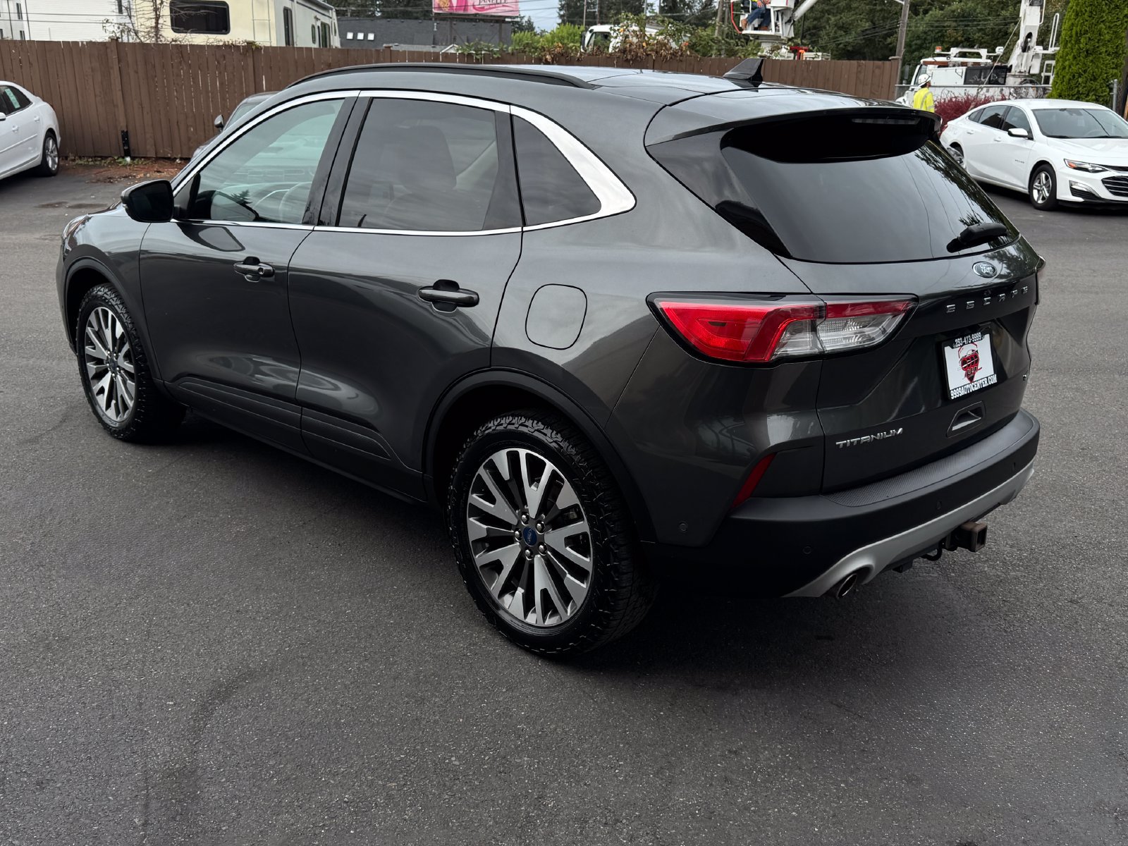 Used 2020 Ford Escape Titanium AWD/4WD image 5