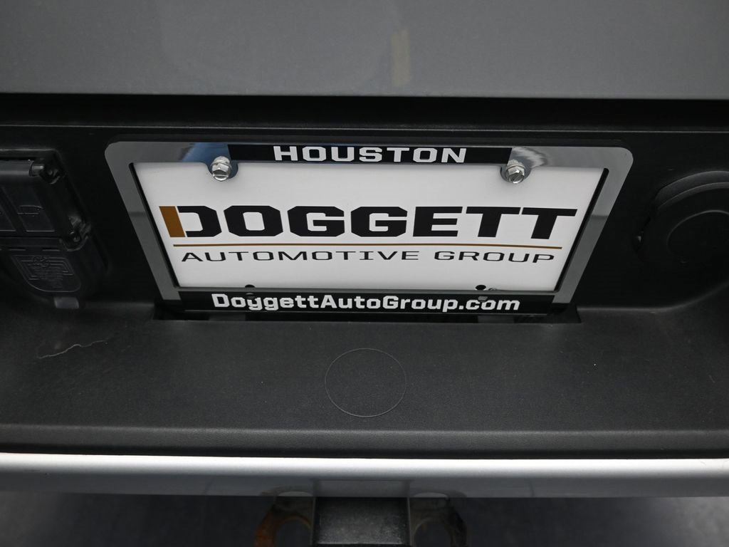 Used 2023 GMC Sierra 2500 Denali w/ Denali Ultimate Package image 2