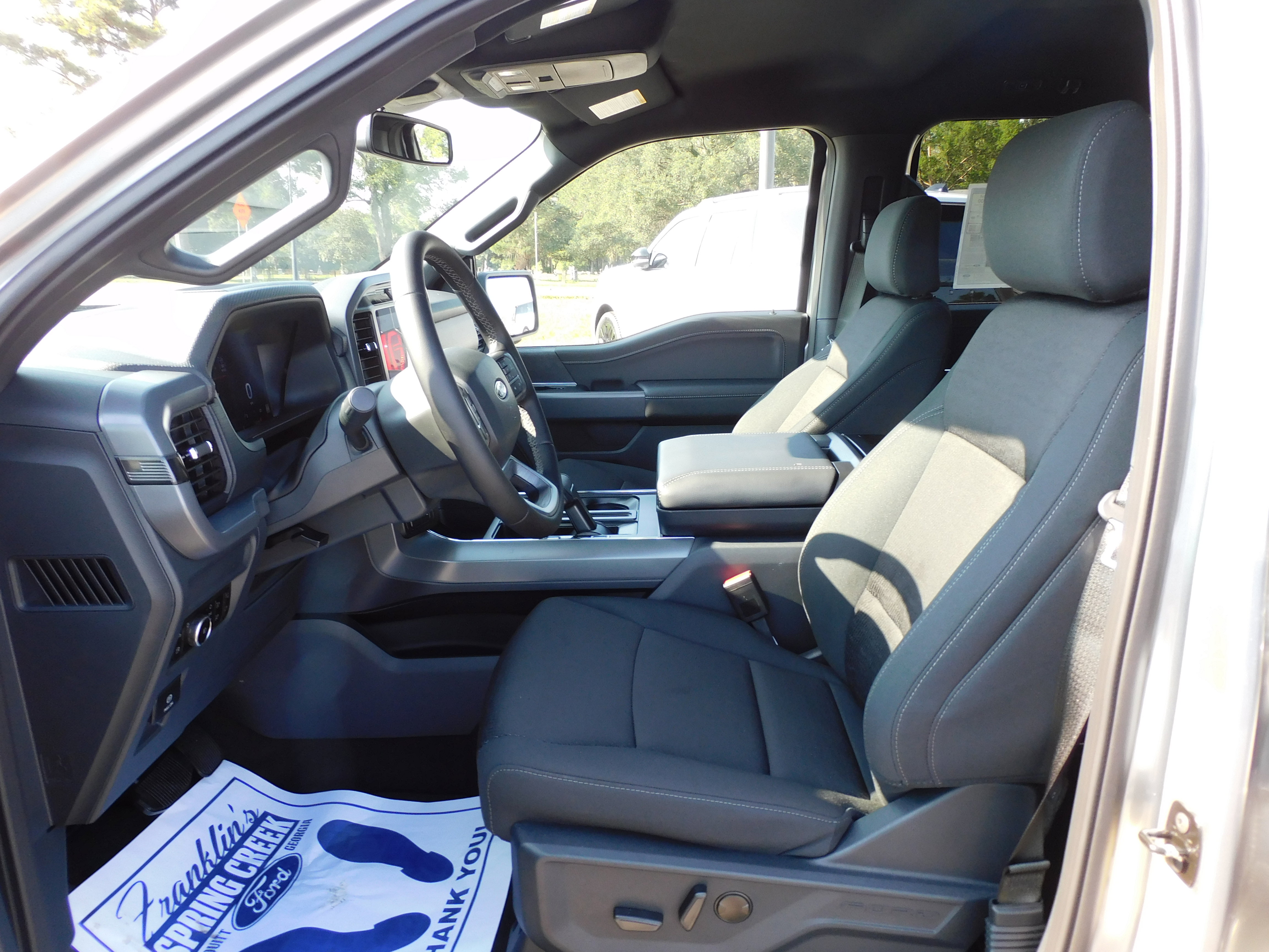 New 2025 Ford F150 XLT w/ Equipment Group 302A MID image 11