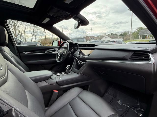 Used 2021 Cadillac XT5 Premium Luxury image 19