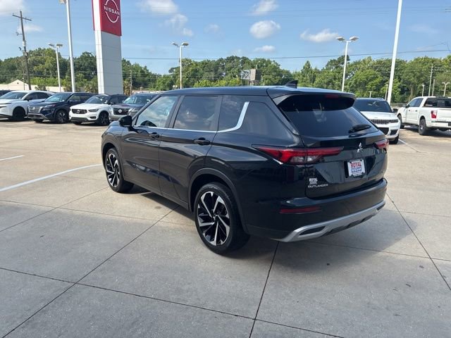 Used 2024 Mitsubishi Outlander SE FWD image 5