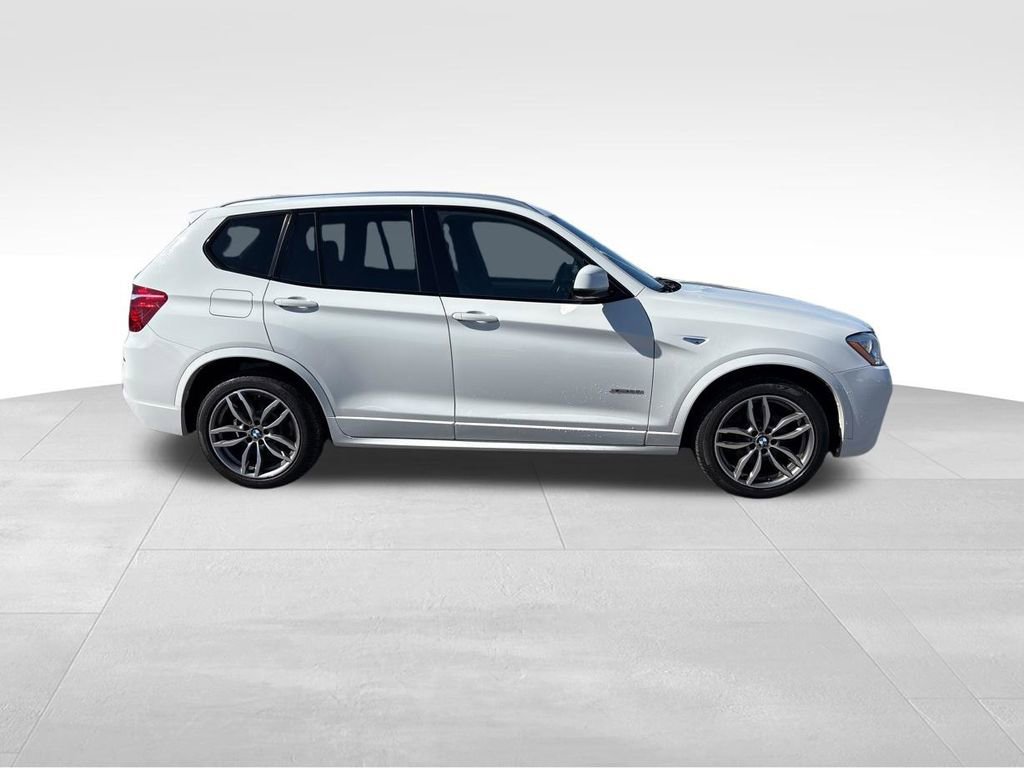 Used 2017 BMW X3 xDrive28i image 6