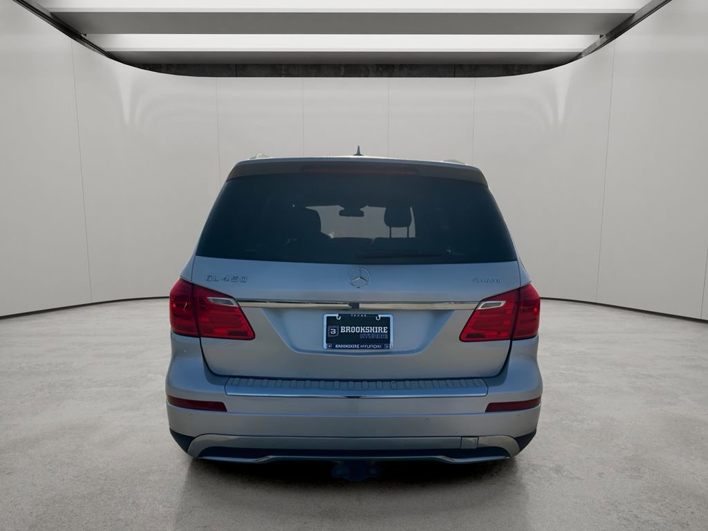 Used 2016 Mercedes-Benz GL 450 4MATIC image 4