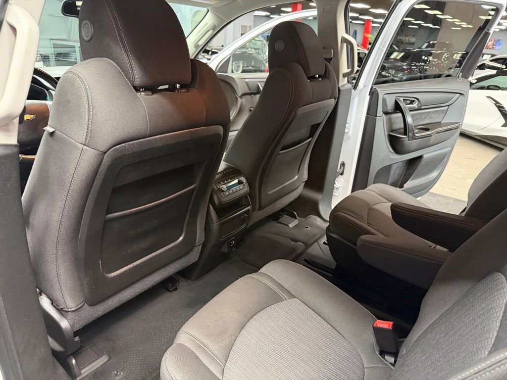 Used 2017 Chevrolet Traverse LT FWD image 40