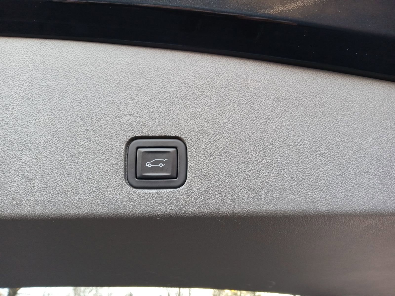 Certified 2023 Cadillac XT6 Premium Luxury w/ Technology Package image 30