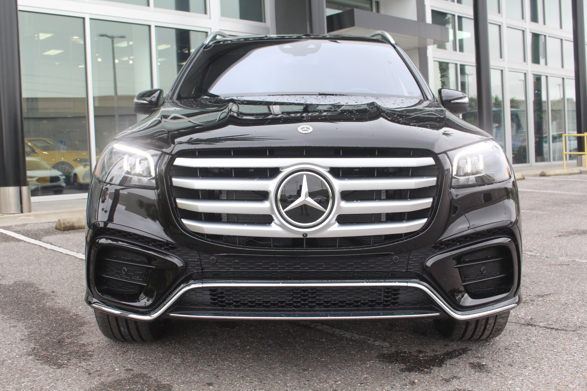 New 2026 Mercedes-Benz GLS 580 4MATIC image 10