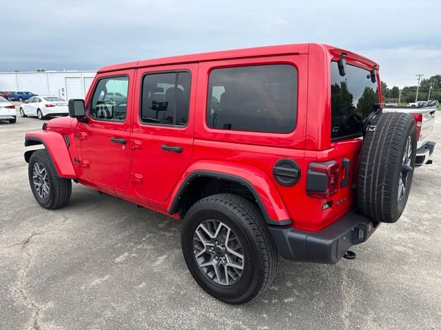 Used 2025 Jeep Wrangler Unlimited Sahara AWD/4WD image 11
