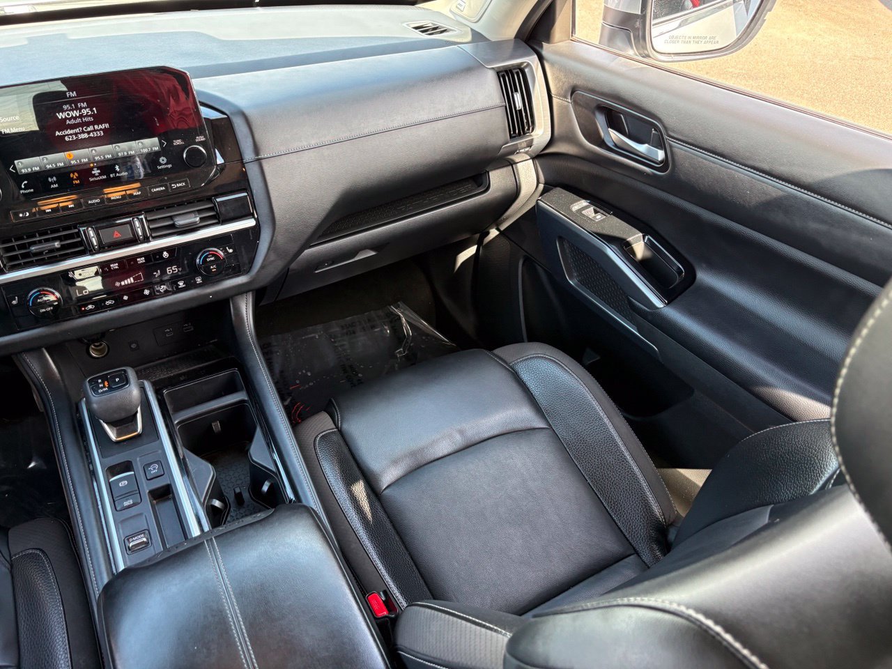 Certified 2022 Nissan Pathfinder SL w/ SL Premium Package FWD image 15