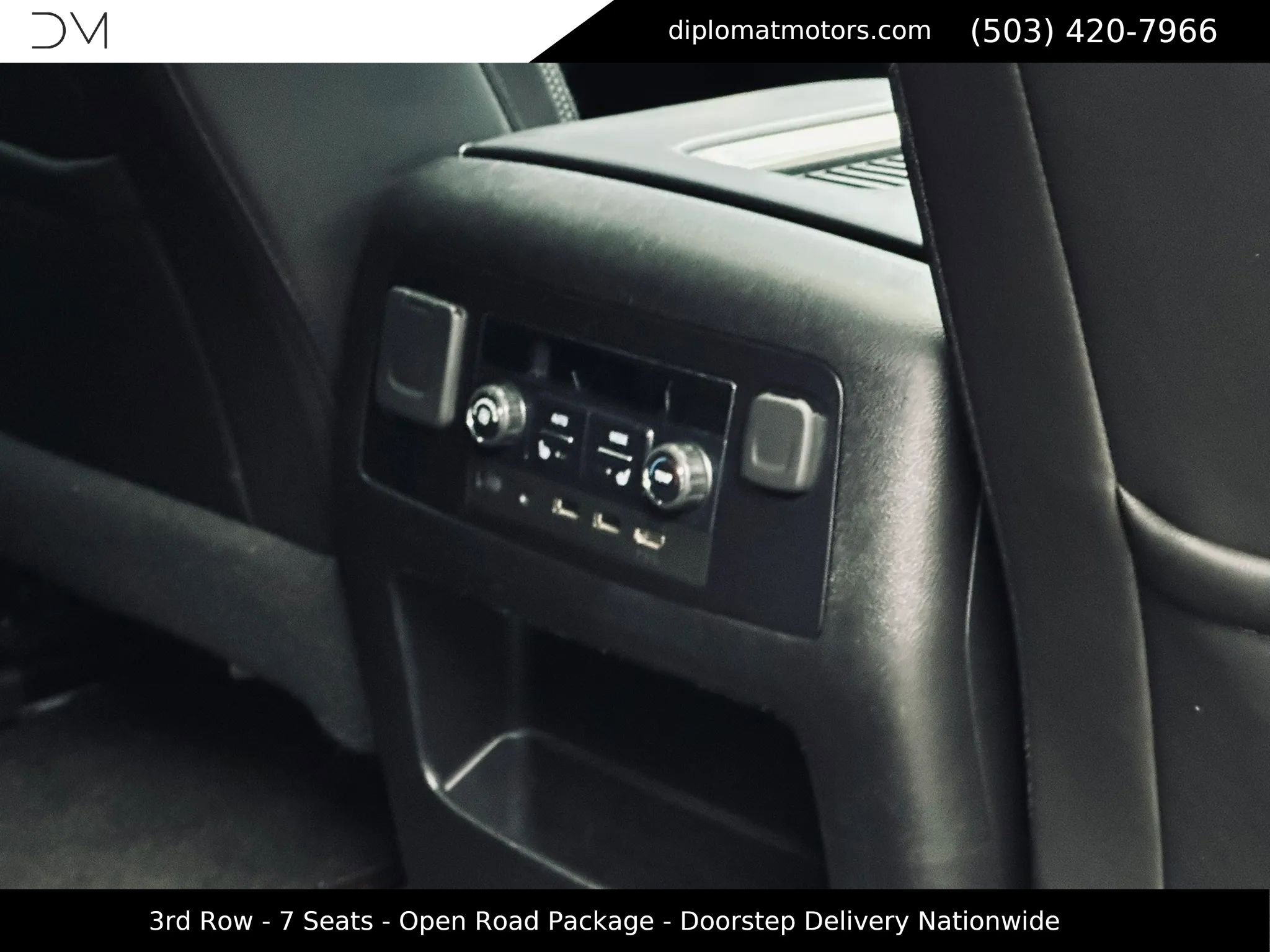 Used 2018 GMC Yukon Denali w/ Open Road Package AWD/4WD image 24