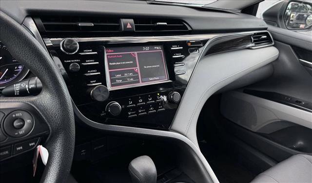 Used 2019 Toyota Camry LE FWD image 13