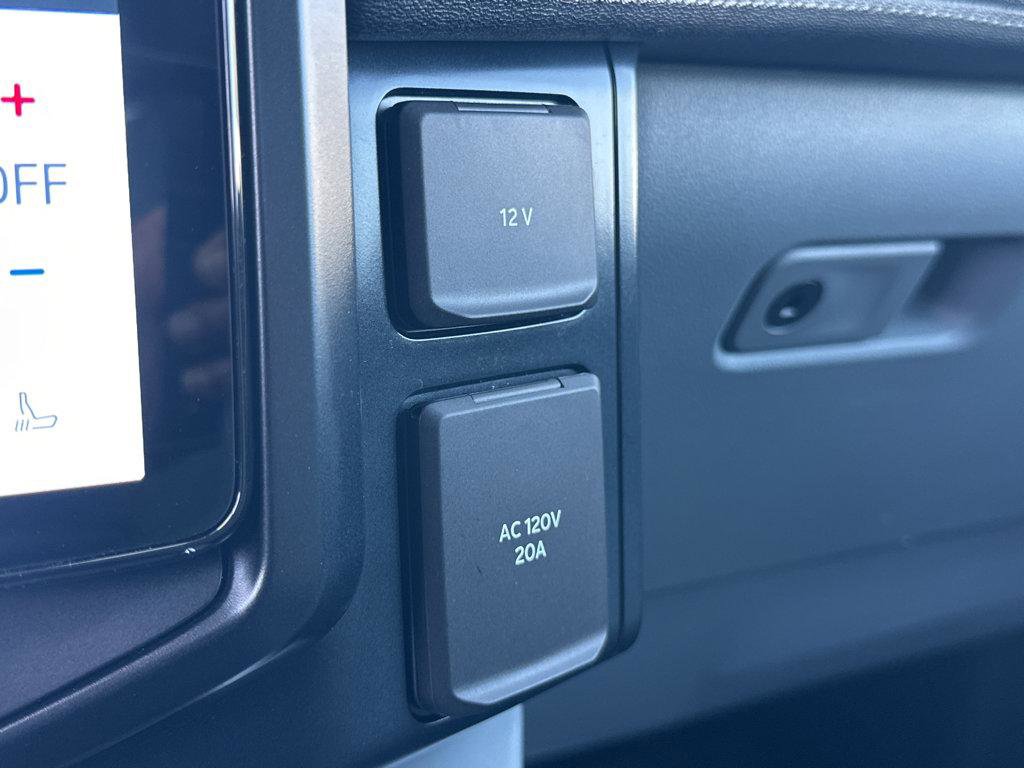 Used 2024 Ford F150 Lightning Flash image 26