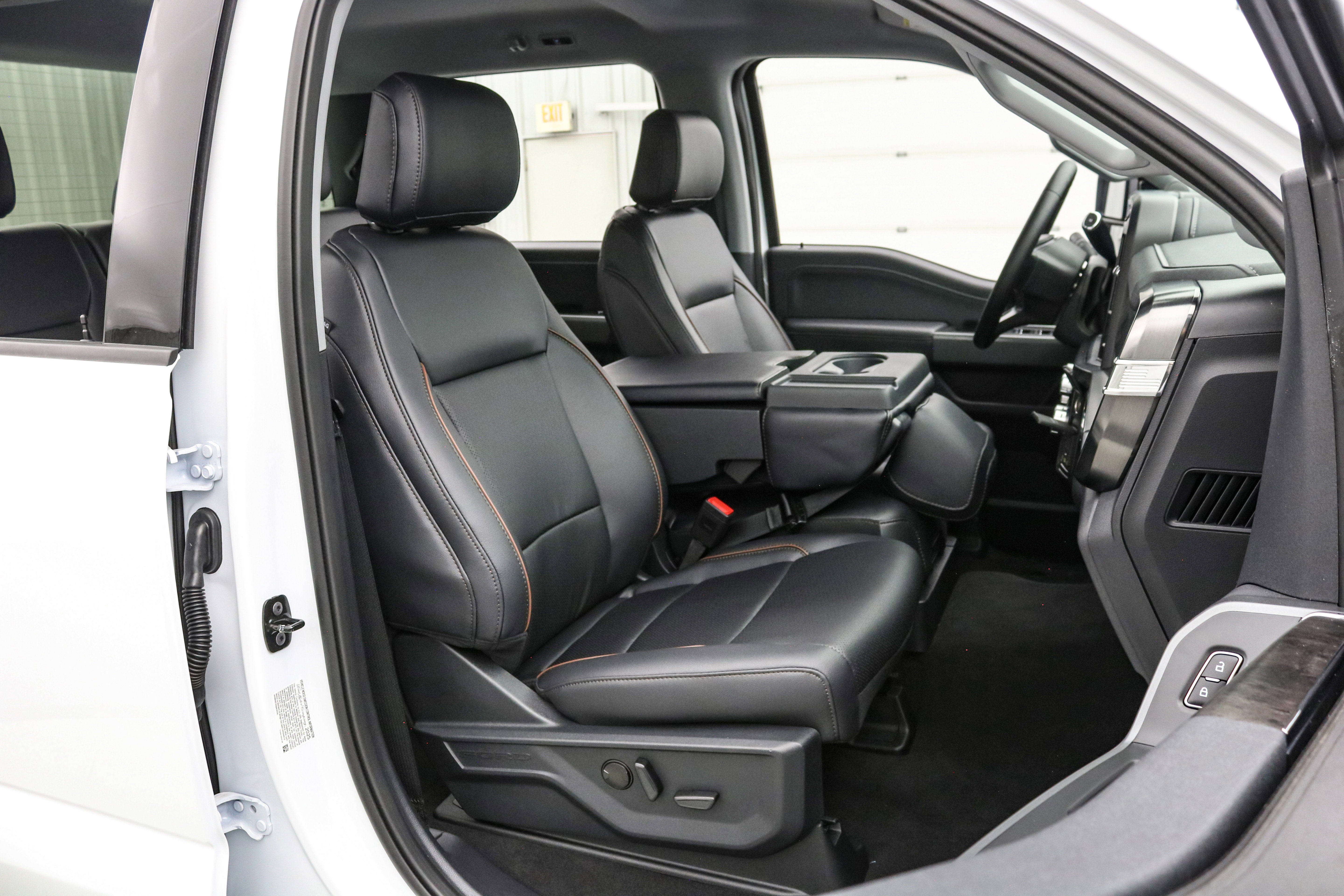 New 2026 Ford F350 Lariat image 21