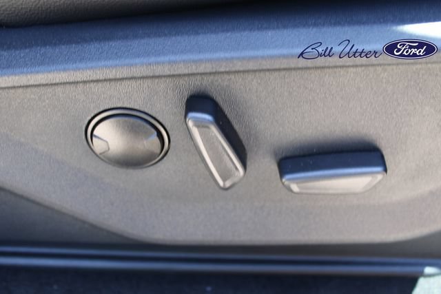 New 2026 Ford F350 Lariat w/ Black Appearance Package AWD/4WD image 8