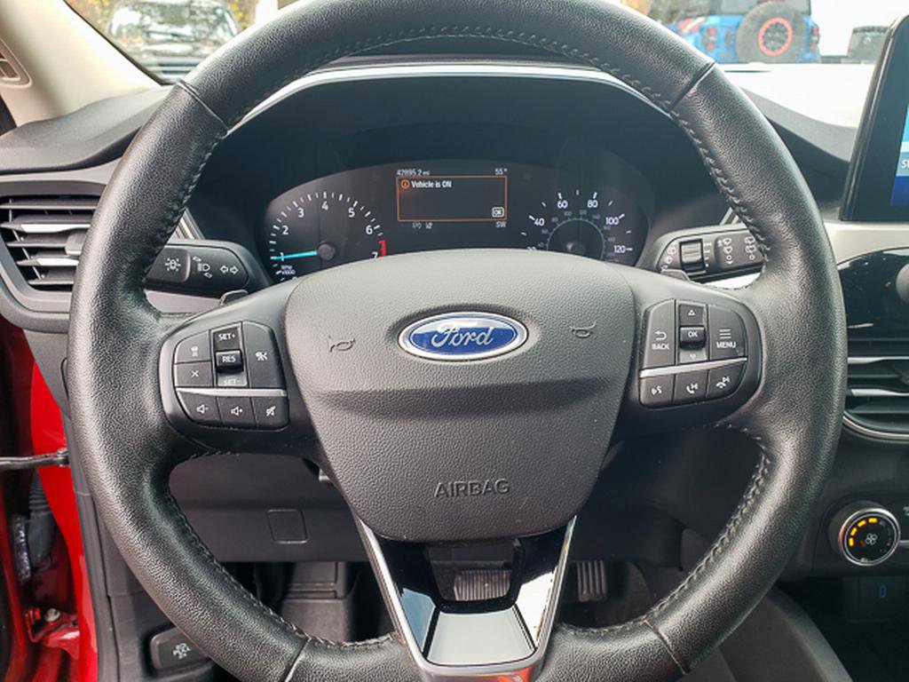 Used 2020 Ford Escape SEL image 17